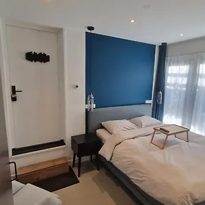 Bed & Breakfast Het Met De Groene Deur, Amsterdam